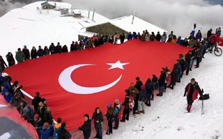 Dağcı Öğrencilerden Cumhuriyet Tırmanışı