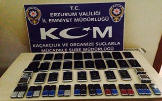 Erzurum'da kaçak telefon operasyonu