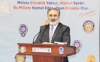 Polis adaylarına 'samimiyet' konferansı