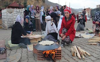 Oltu ilçesinde kurtuluş coşkusu vardı