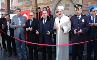 Tarihi teneke minareli cami restore edildi