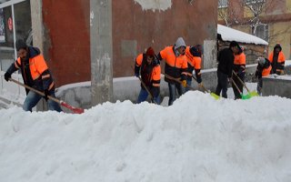 Palandöken belediyesi kar mesaisinde 