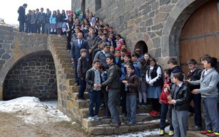 Yakutiye'den TEOG öncesi öğrencilere tarih turu