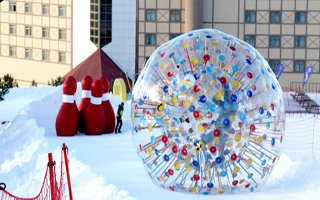 Palandöken'de Yeni Eğlence Human Bowling