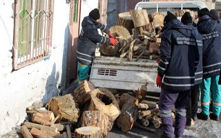 Büyükşehir'den Yakacak Yardımı