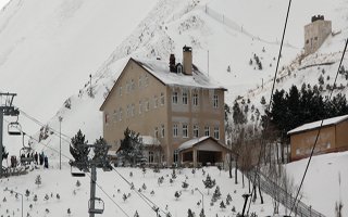 Erzurum'da Karakola Çığ Düştü: 1 Asker Yaralı