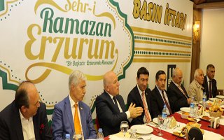 Sekmen ilk iftarı Erzurum basınına verdi