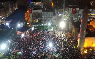 Erzurum'un Kalbi Yakutiye Kent Meydanında Attı