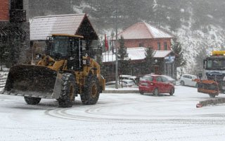 Erzurum’da kar yağışı başladı